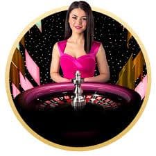 Dealer memutar roda roulette di studio meja langsung